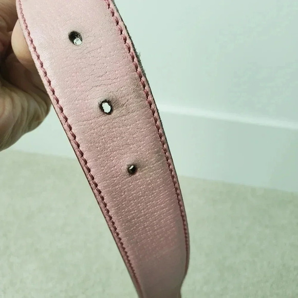 Gucci soft pink  leather belt with gold logo - Picture 10 of 14